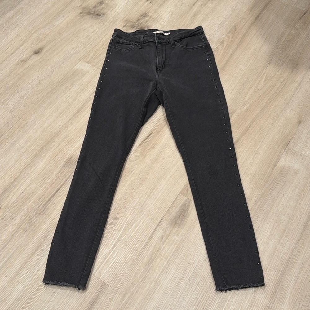 🎈721 Black/Gray Levi’s🎈